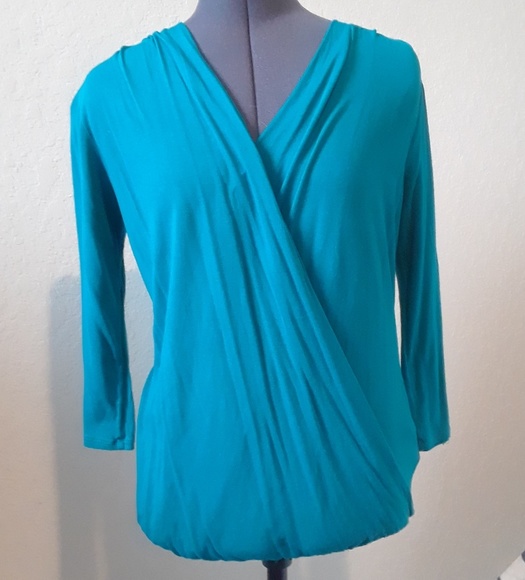 Old Navy Tops - Old Navy Teal 3/4 sleeve shirt